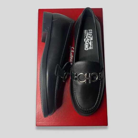 SALVATORE FERRAGAMO Rolo Chunky Leather Loafers Size 5.5 - Picture 1 of 11